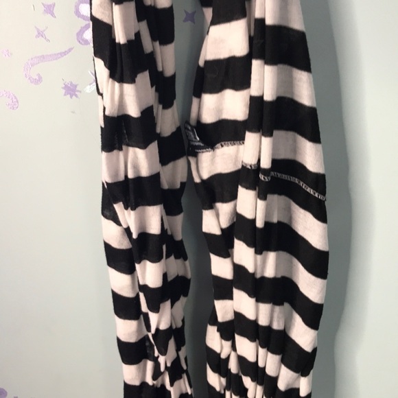 Striped scarf🧣 -Bluenotes - Picture 3 of 3